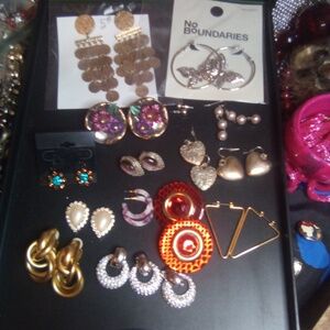 Earrings and 1 vintage shoe clip bundle